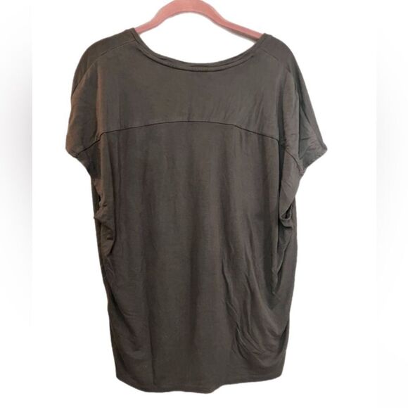 Women’s Banana Republic Gray V-Neck Top size medium - Picture 5 of 8